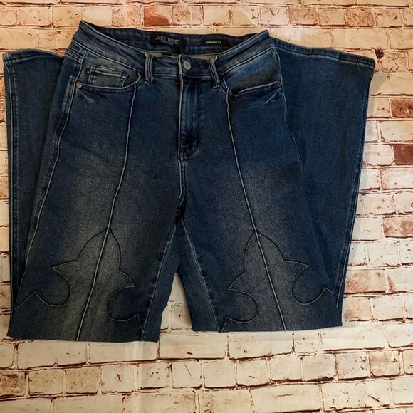 Judy Blue Dark Wash Denim with Brown Patch - Picture 4 of 12